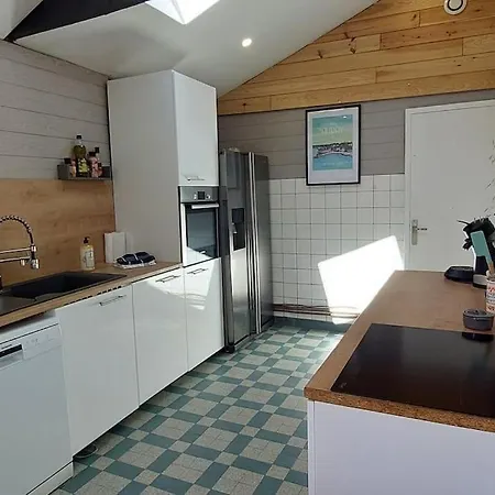 Holiday home Charmante Maison, 3 Chambres, 10 Min Des Plages Crach